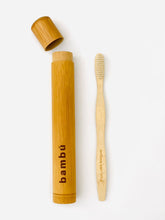 Cargar imagen en el visor de la galería, Estuche de bambú para cepillo de dientes
